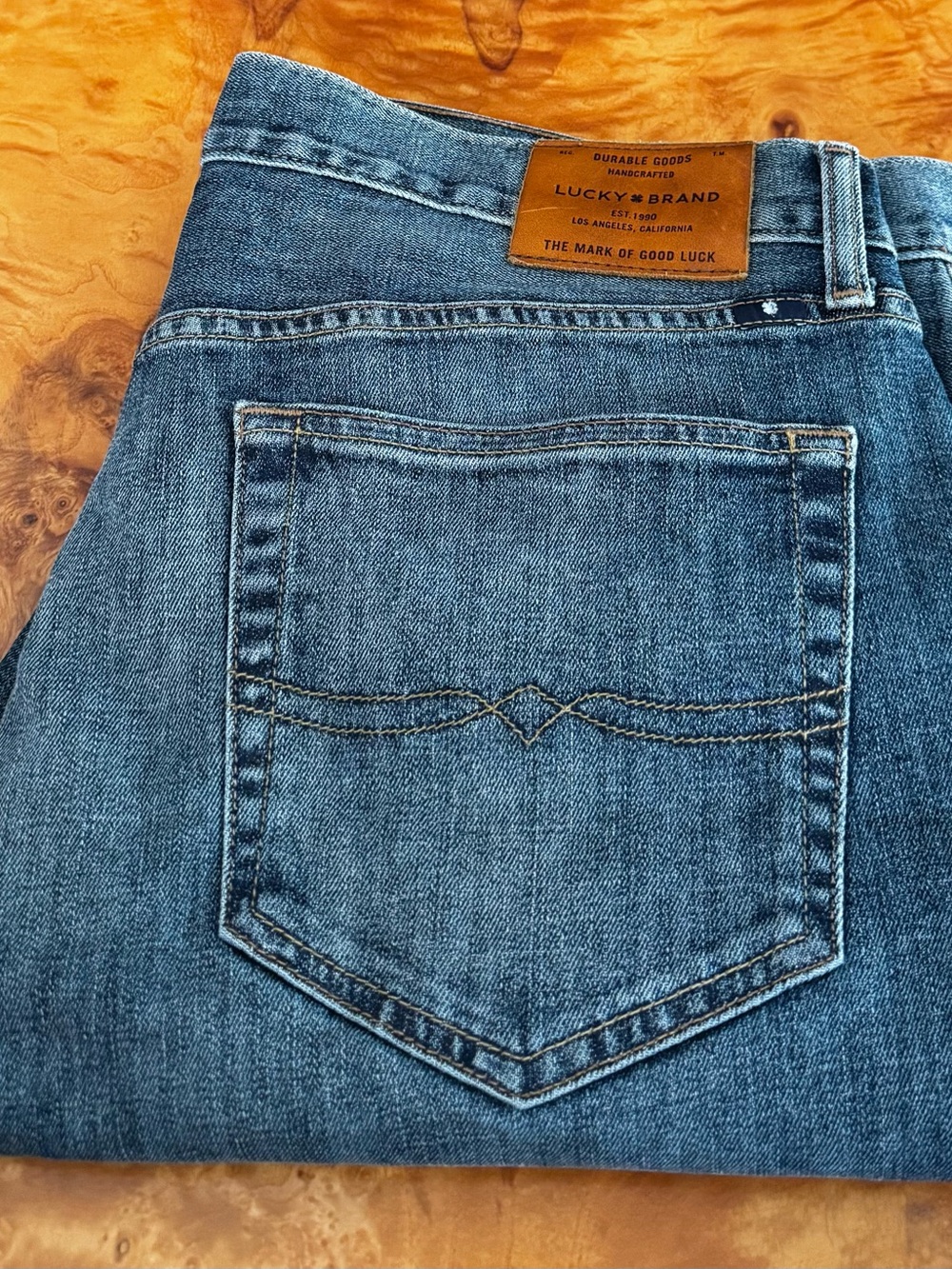 Lucky Brand Men's 121 Slim Medium Blue Straight Jeans